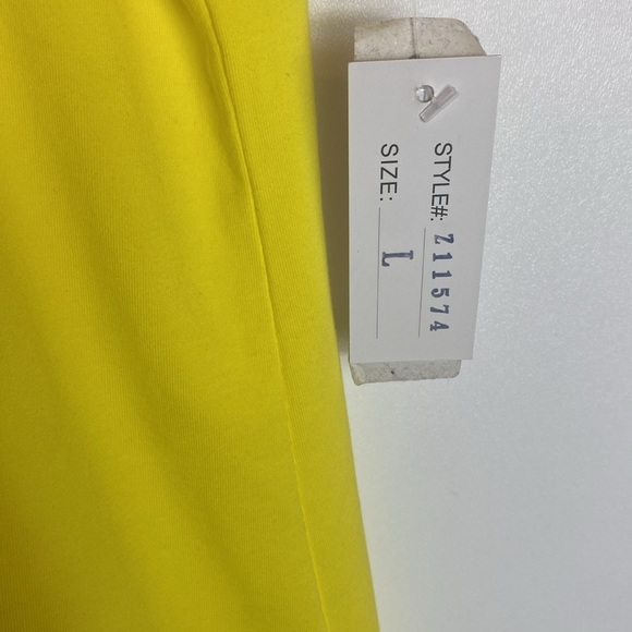 AZI Women's Yellow Top Flower Beaded Embroidered Design Short Sleeve Size L NEW - Picture 9 of 11